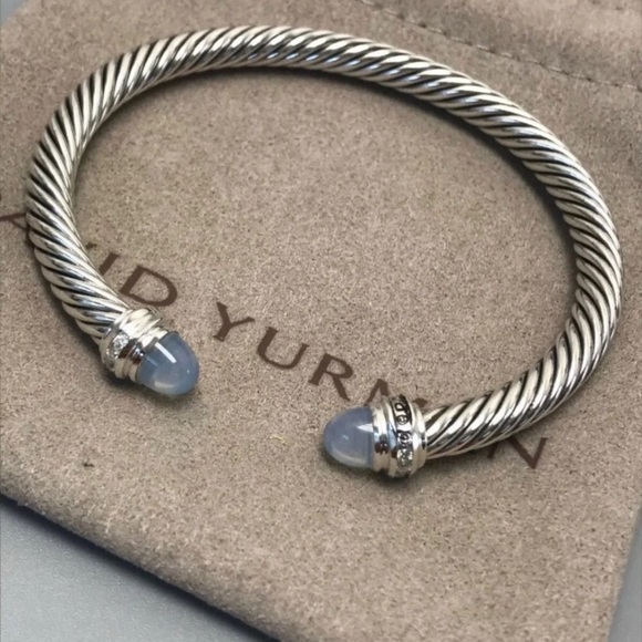 SOLD 🎈David Yurman Moonstone Cuff - Picture 2 of 8